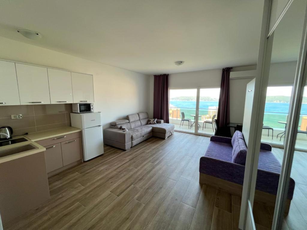 Apartments Gc 3 Рафаїловичі Екстер'єр фото