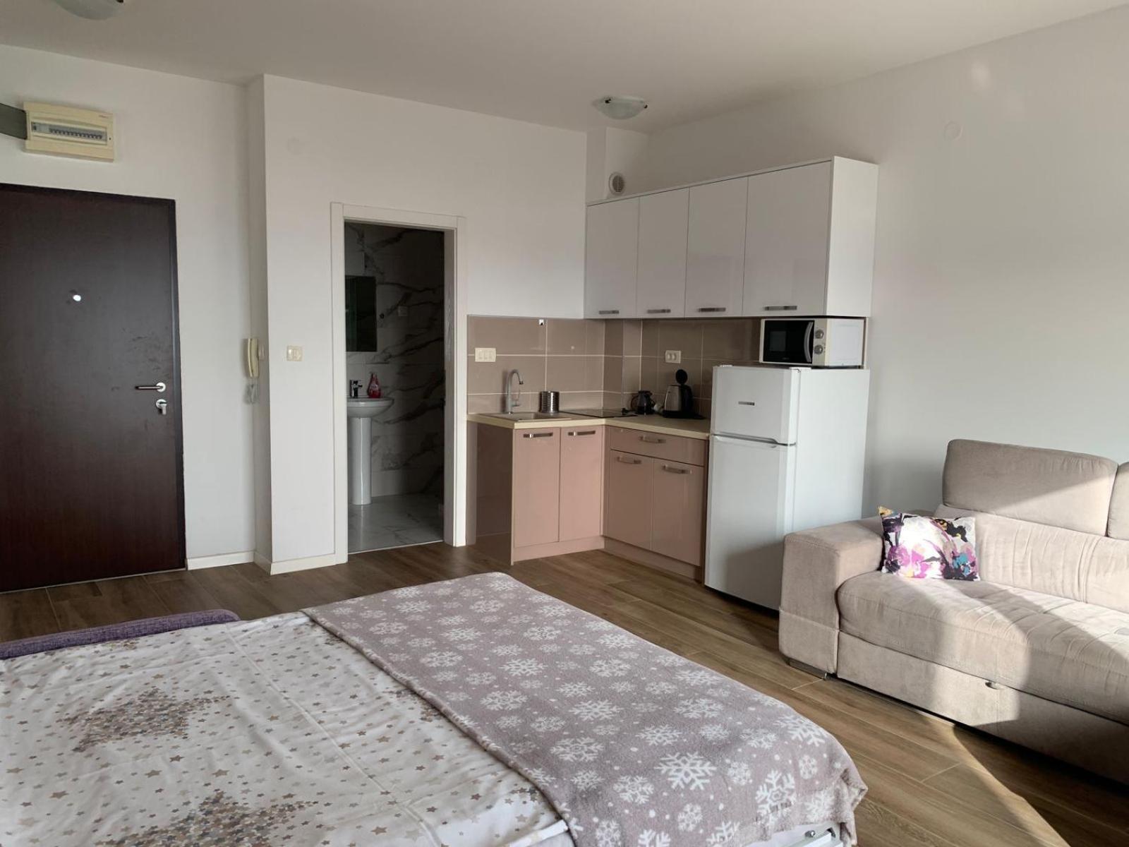 Apartments Gc 3 Рафаїловичі Екстер'єр фото